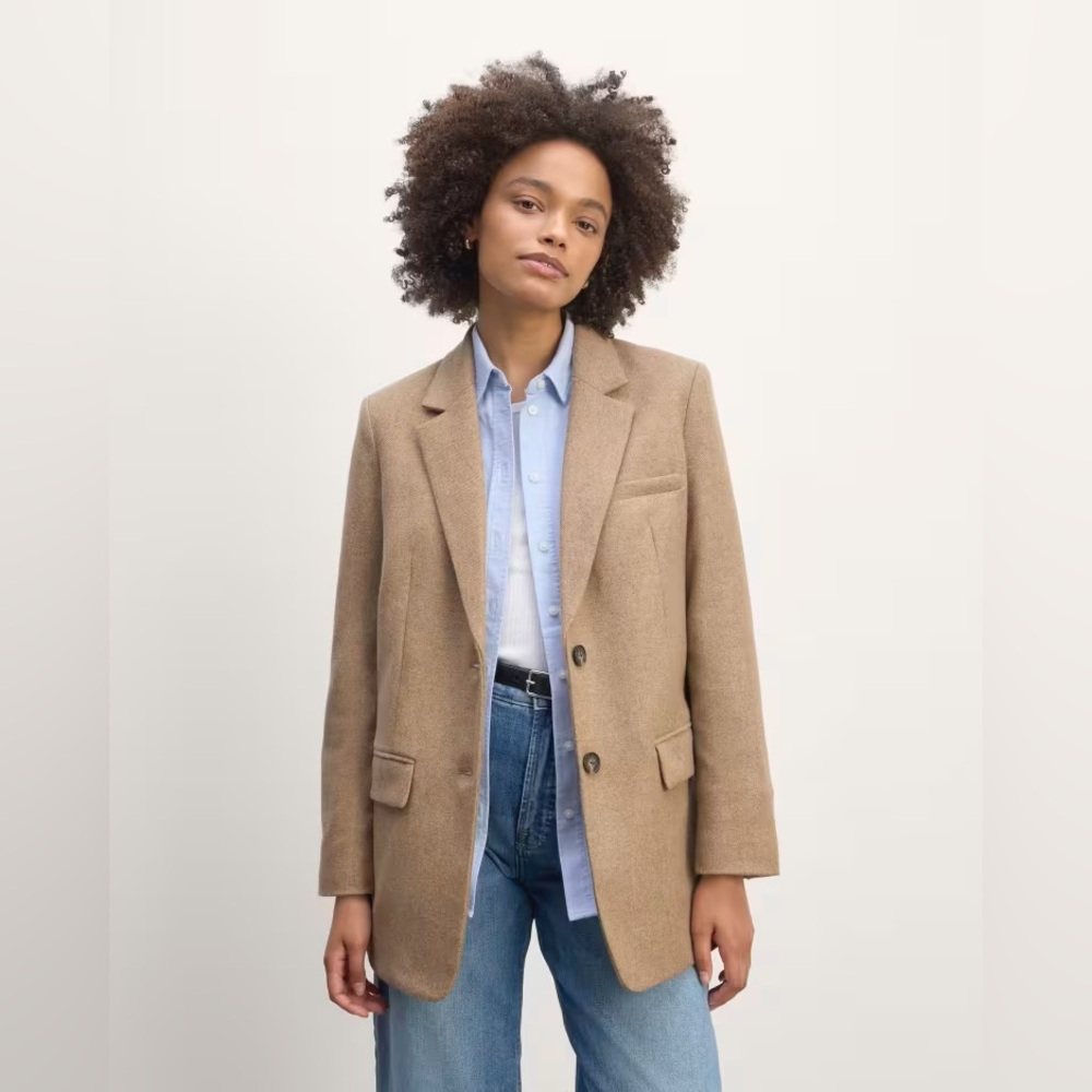 Everlane The Oversized Blazer in Beige Twill